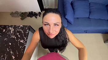 She wasn’t wearing panties all night so i took her right there in the kitchen