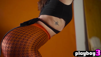 Beautiful babe keep chambers exposed her perfect body Beautiful babe keep chambers exposed her perfect body