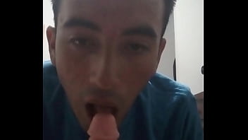 Jugando Con Mi Culito Con Un Dildo 2 thumbnail