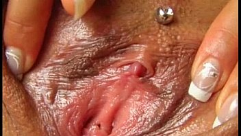 Bianca Plays With Toys thumbnail