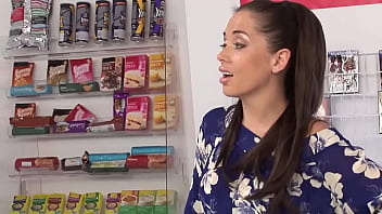 Kaia kane and tammie lee have a threesome during work