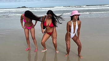 Quando o passeio é com o ted as mulheres são garantidas maya hyuga bia andrade candy debby