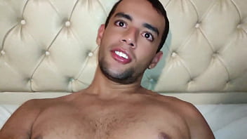 Depois Da Balada Foram Para O Motel Rolou Um Clima De Apaixonadinhos thumbnail