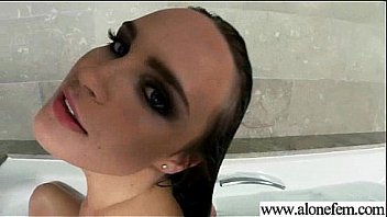 Alone sexy girl masturbating on cam vid 02