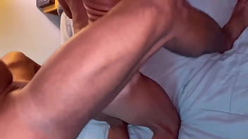 Fodendo No Pelo Com Os Brothers Da Academia No Pelo E Tomando Várias Leitadas thumbnail