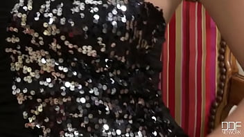 She dares to bare it