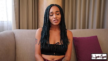 Bdsm training julie kay gets rammed in her trimmed cunt by king noire