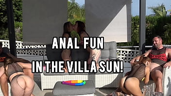 Anal orgy fun in the hot sun
