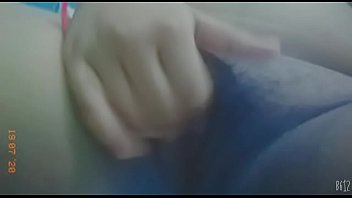 Tocándose la panocha