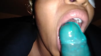 His b mama sucking my dick