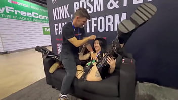 Playing around with rxvenvxce at the darkfans com booth at exxxotica she loves a good pussy whipping Playing around with rxvenvxce at the darkfans com booth at exxxotica she loves a good pussy whipping