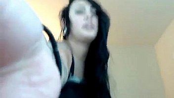 Bbw brunette reveals her tits