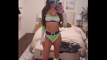 Who has a buzz lightyear kink now ;