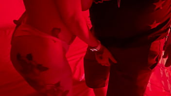 Fiz uma corrida de uber pra uma casa de swing e fui convida a entrar