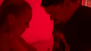 Fiz uma corrida de uber pra uma casa de swing e fui convida a entrar