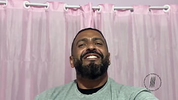 Trailer a coelhinha e o corninho