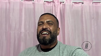 Trailer a coelhinha e o corninho