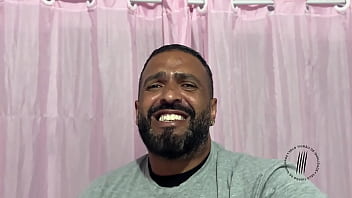 Trailer a coelhinha e o corninho