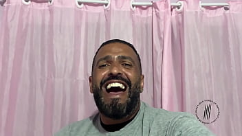 Trailer a coelhinha e o corninho