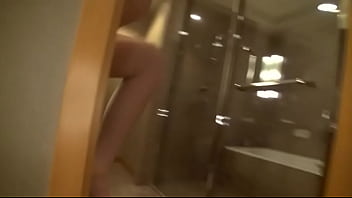 【18歳 個撮】全国新体操大会で入賞。スタイル抜群の体型が話題になりファッション誌からスカウトされモデルデビューが決まっている色白美女とのハメ撮り映像2