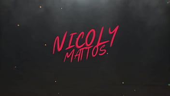 Brincou tanto no meu cuzinho e na minha buceta que gozou rapidinho