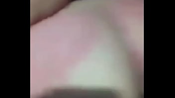 Gostosa sendo comida