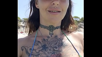 Toujours en vacances mes amours ca va vous Toujours en vacances mes amours ca va vous