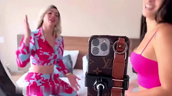 Tranny Le Dé Duro A Chica Se Viene Adentro De Ella Gia Itzel thumbnail