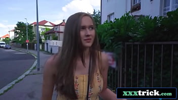 Cash convinces busty beauty to flash blow and bang outdoors