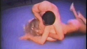 Mixed wrestling juan vs blonde 2