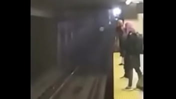 Como hace tititititin titititn xd