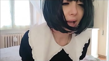 The perfect hotel's maid that everyone wants