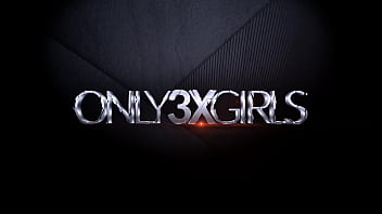 Gossipy lesbian threesome