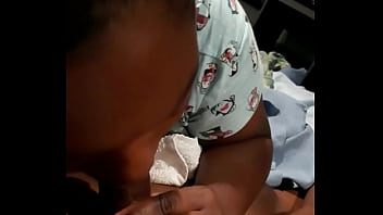 Debrecia succs un i nutt in her mouth swallow