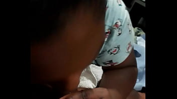 Debrecia Succs Un I Nutt In Her Mouth Swallow thumbnail