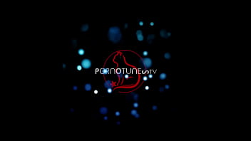 Fan travels 4k miles to fuck and cum inside cougars tight pussy at gloryhole