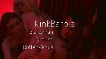 These girls lick feet and pussies