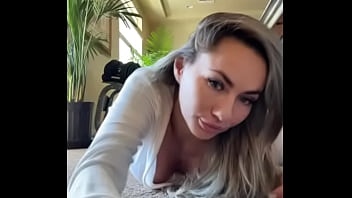 All milfs love it like this