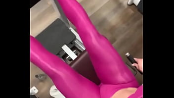 Here's your reminder to not skip leg day if you can walk normally after your leg day then you need to train harder