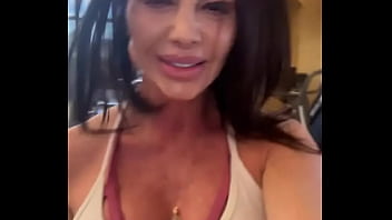 Here's your reminder to not skip leg day if you can walk normally after your leg day then you need to train harder