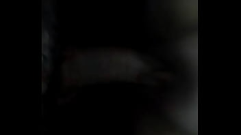 Branquinha quicando no pau