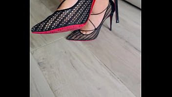 Bonsoirtu veux passer un moment avec moi je t’attend