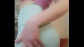 A wonderful evening she made me cum while i was abroad