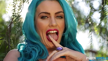 X rated garden gasm she gives herself a good one