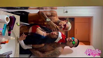 Funkeira chama novinho maloqueiro no seu e acabam transando na varanda