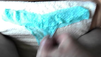 Masturbating and cumshot for fun