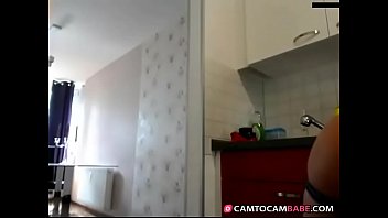 Hot girl shows big ass on chat