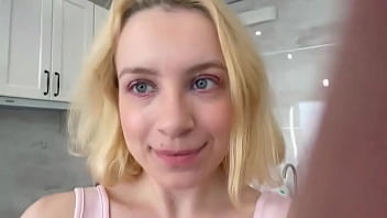 Do you like my new sparkle eyeshadows #blonde #skinny #trendingnow #egirl #makeup #tiktok