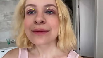 Do you like my new sparkle eyeshadows #blonde #skinny #trendingnow #egirl #makeup #tiktok