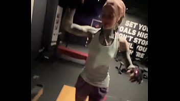 Challenge time how many pull ups can you do let me know in the comments i'm so excited to have a gym right around